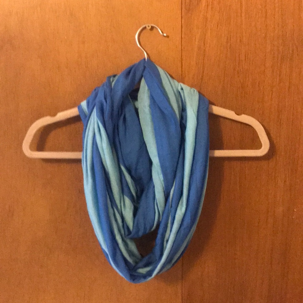 Infinity Scarf - Picture 2 of 2